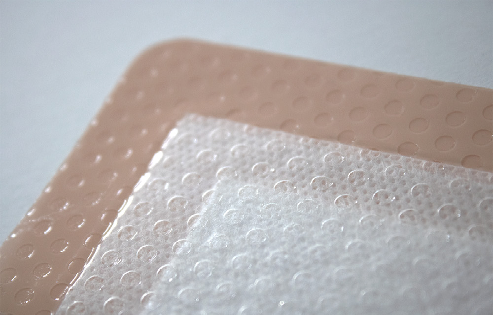 DryMax Border, a superabsorbent dressing for hard-to-heal wounds