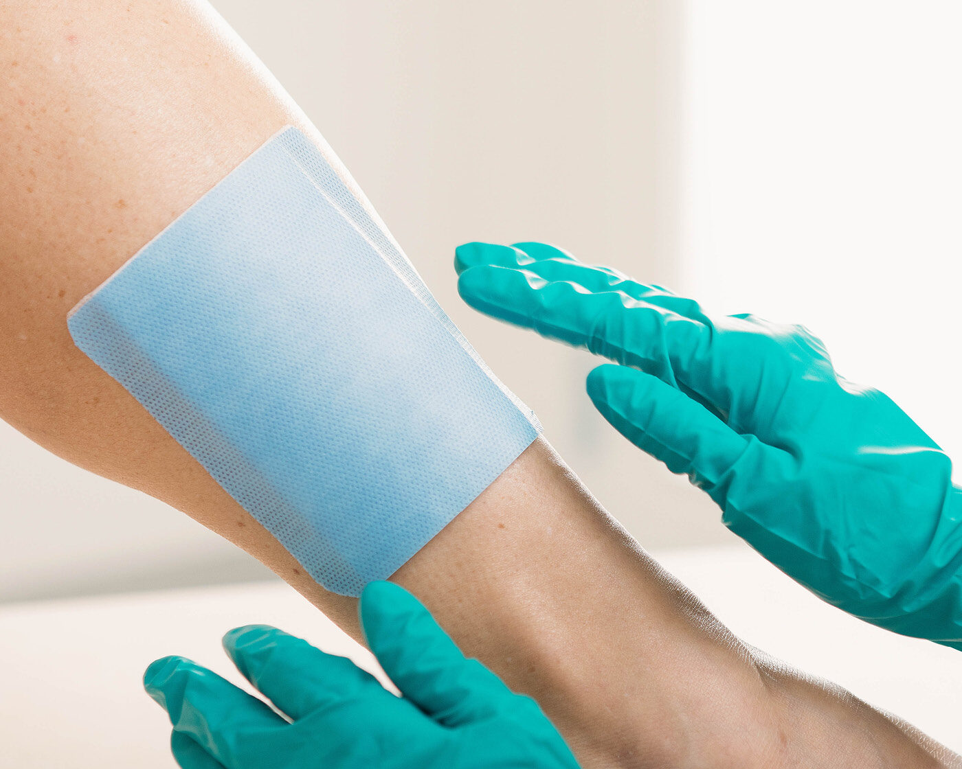 DryMax Foam, a superabsorbent wound dressing from Absorbest